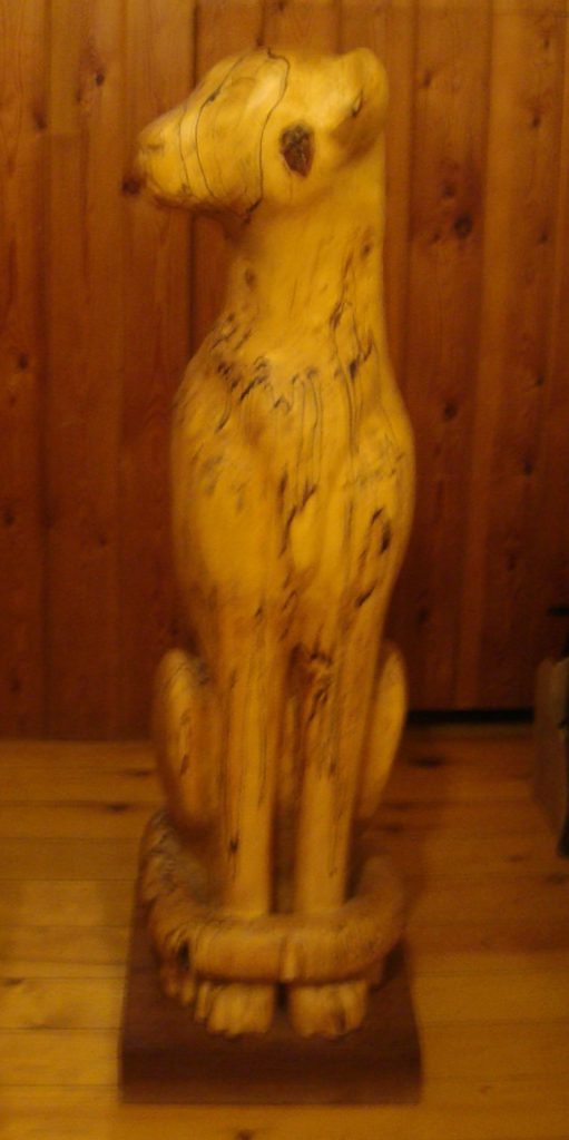 Cheetah - wooden carving